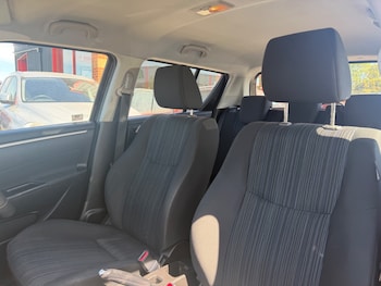Used Suzuki Swift 2015 for sale - 79357953: Photo