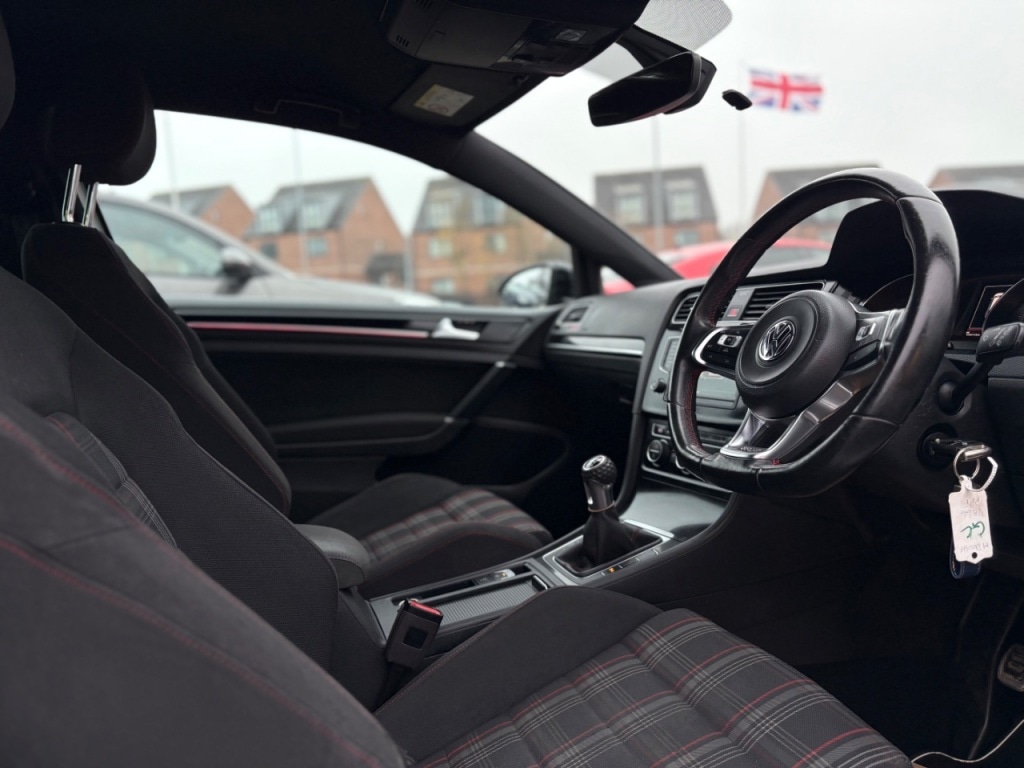 Used Volkswagen Golf 2017 for sale - 77061469: Photo 13