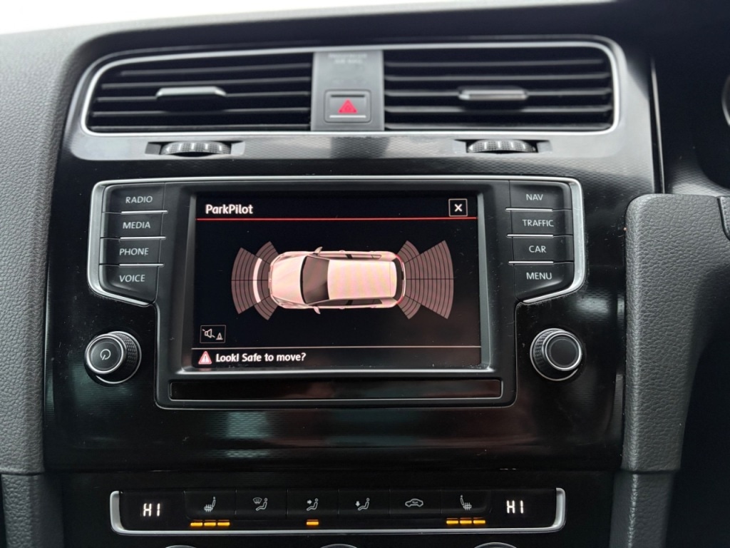 Used Volkswagen Golf 2017 for sale - 77061469: Photo 16