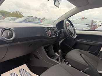 Used Volkswagen up! 2016 for sale - 79597241: Photo