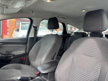 Used Ford Focus 2015 for sale - 78468369: Photo