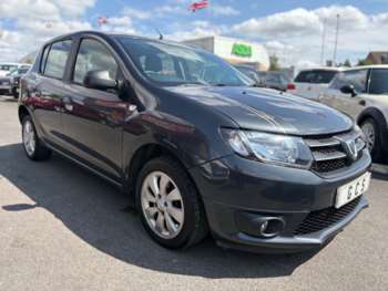 Used Dacia Sandero 2016 for sale - 74942092: Photo