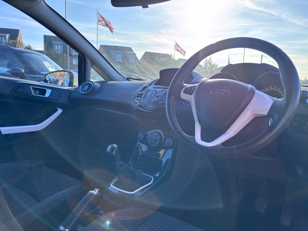 Used Ford Fiesta 2016 for sale - 75936039: Photo 11