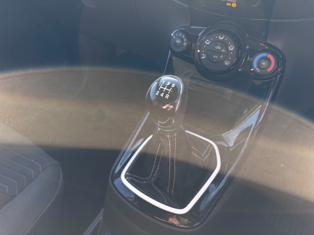 Used Ford Fiesta 2016 for sale - 75936039: Photo 17