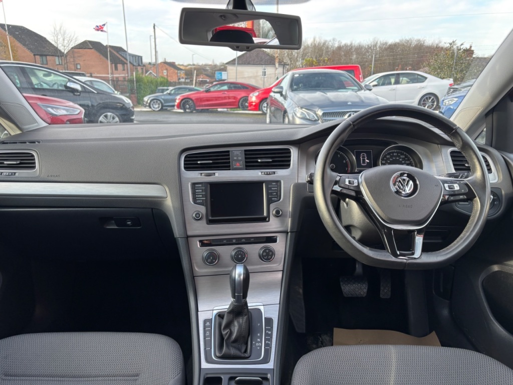 Used Volkswagen Golf 2015 for sale - 76819822: Photo 12