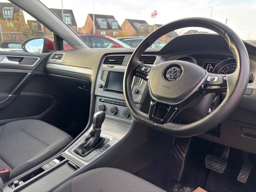 Used Volkswagen Golf 2015 for sale - 76819822: Photo 13