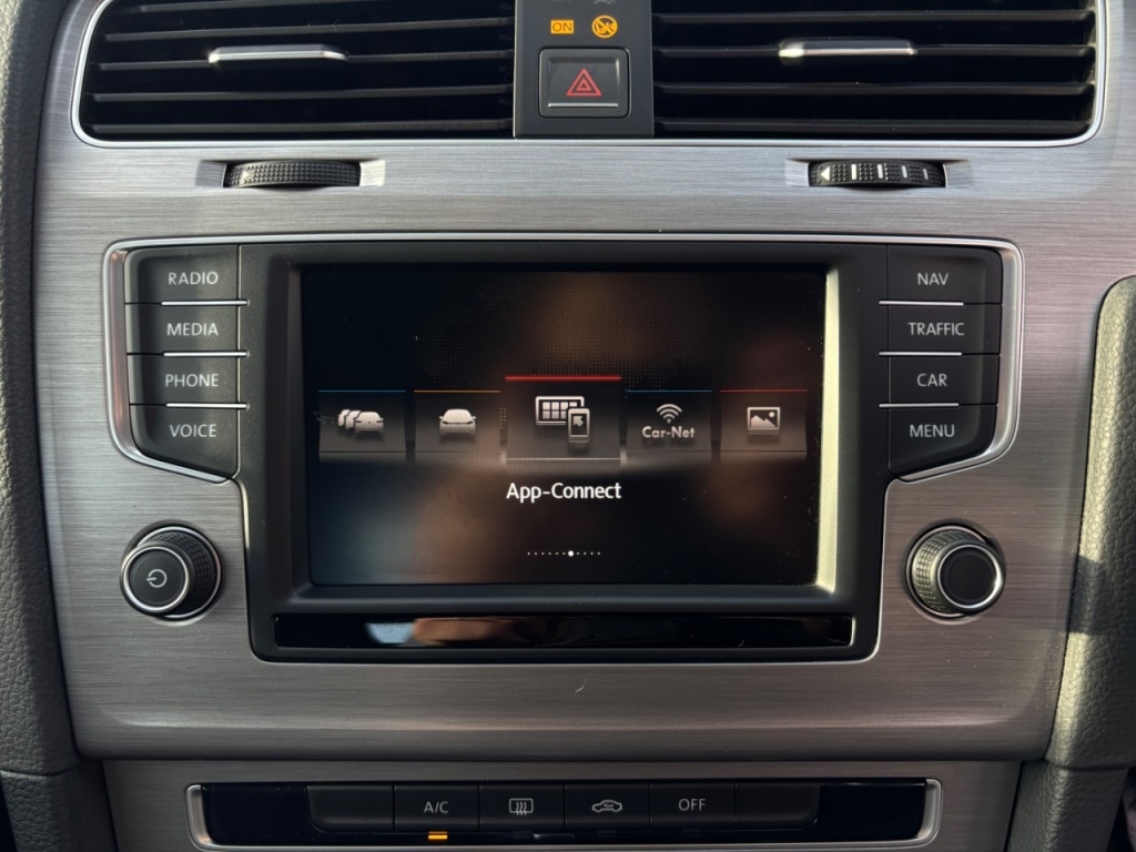 Used Volkswagen Golf 2015 for sale - 76819822: Photo 17