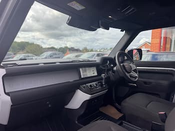 Used Land Rover Defender 2022 for sale - 79721703: Photo