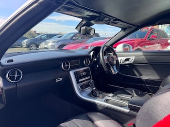 Used Mercedes-Benz SLK 2015 for sale - 78329926: Photo