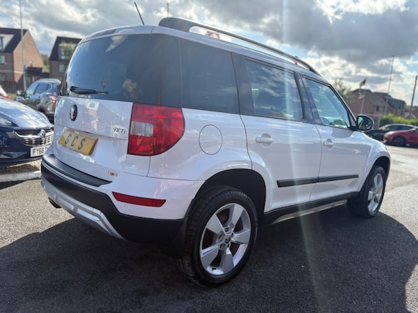 Used Skoda Yeti 2014 for sale - 75253188: Photo 9