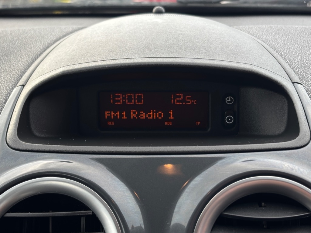 Used Vauxhall Corsa 2012 for sale - 77719145: Photo 17