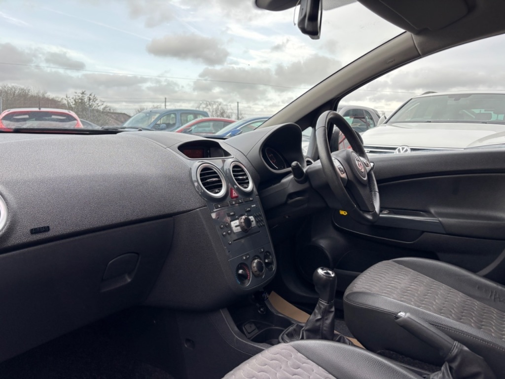 Used Vauxhall Corsa 2012 for sale - 77719145: Photo 3