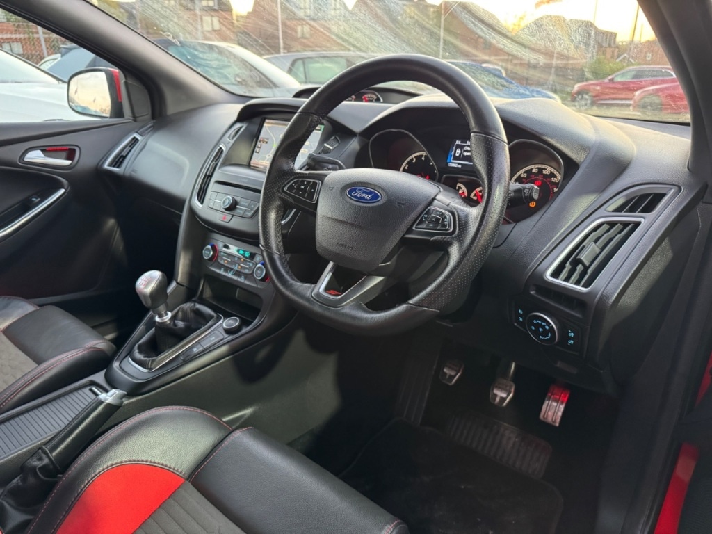 Used Ford Focus 2016 for sale - 76569355: Photo 11