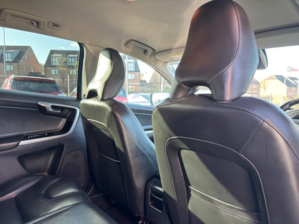 Used Volvo XC60 2016 for sale - 77616537: Photo 10