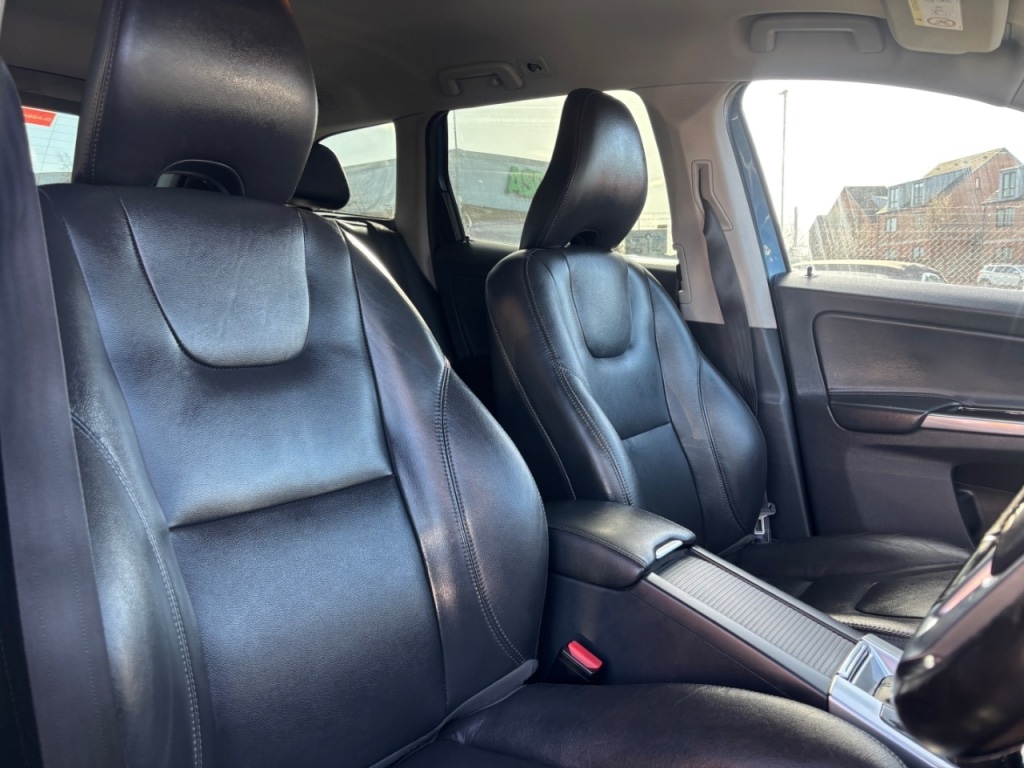 Used Volvo XC60 2016 for sale - 77616537: Photo 13