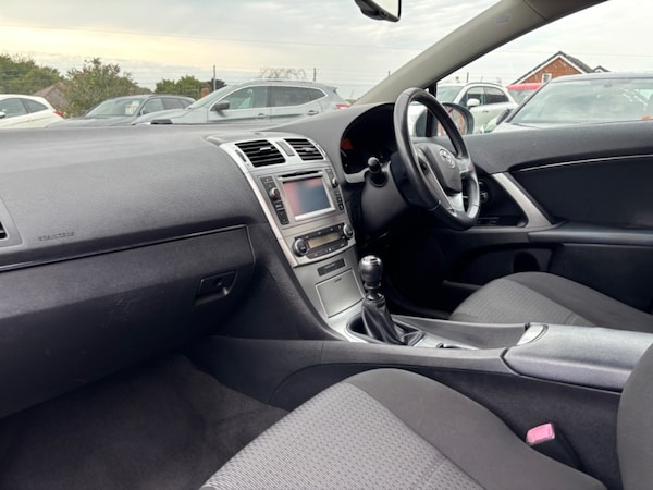 Used Toyota Avensis 2014 for sale - 75665694: Photo 3