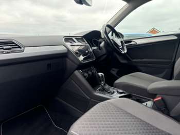 Used Volkswagen Tiguan 2018 for sale - 74289519: Photo