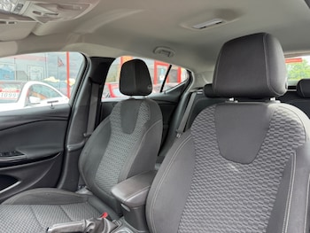 Used Vauxhall Astra 2018 for sale - 79258772: Photo