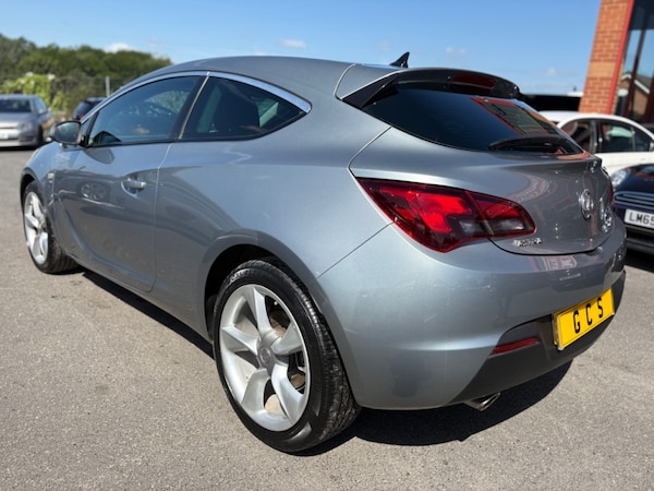 Used Vauxhall Astra GTC 2012 for sale - 75548984: Photo 5