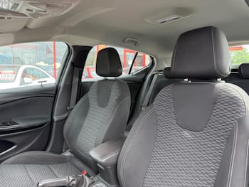 Used Vauxhall Astra 2018 for sale - 79693795: Photo