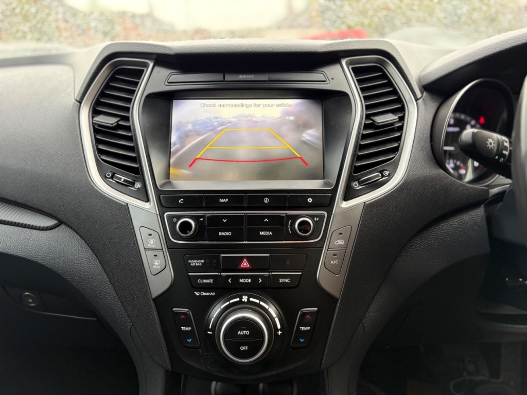 Used Hyundai Santa Fe 2018 for sale - 75985652: Photo 16