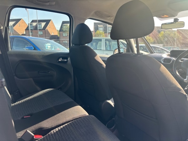 Used Citroen C3 Picasso 2017 for sale - 74300488: Photo 10