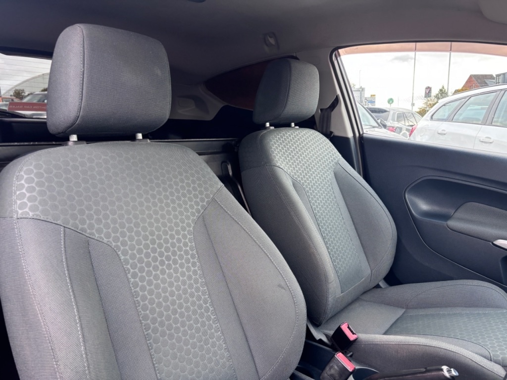 Used Ford Fiesta 2012 for sale - 76385592: Photo 11