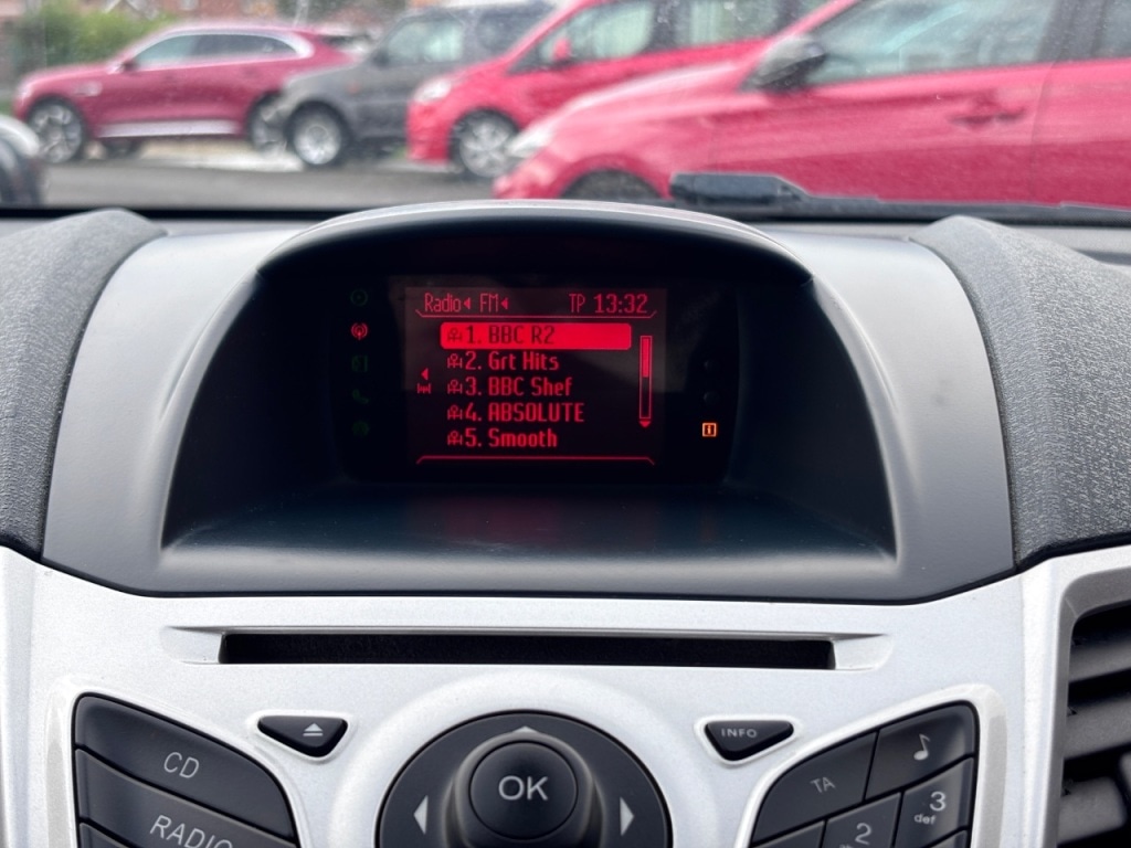 Used Ford Fiesta 2012 for sale - 76385592: Photo 13