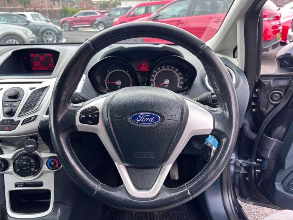 Used Ford Fiesta 2012 for sale - 76385592: Photo 18