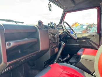 Used Land Rover Defender 110 2015 for sale - 74387055: Photo