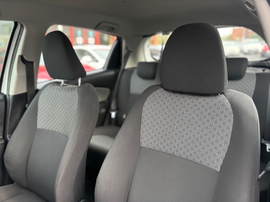 Used Toyota Yaris 2015 for sale - 76495642: Photo 4