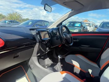 Used Toyota AYGO 2015 for sale - 79597244: Photo