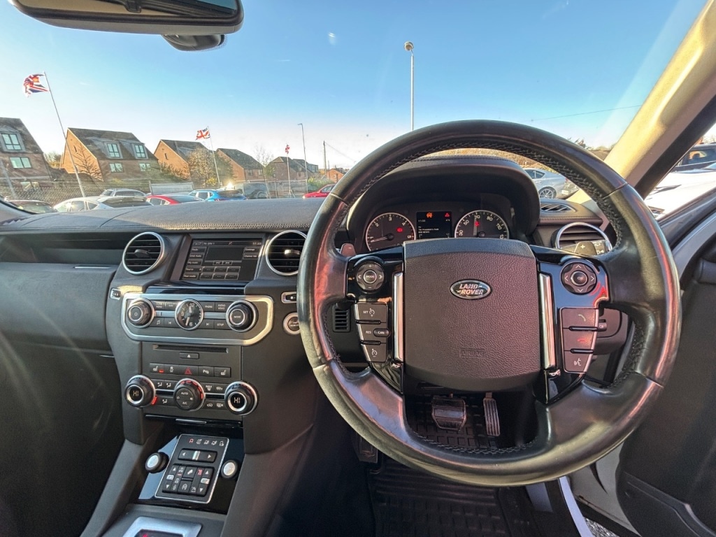 Used Land Rover Discovery 4 2016 for sale - 76710718: Photo 28