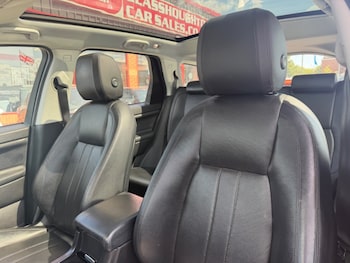 Used Land Rover Discovery Sport 2016 for sale - 79103072: Photo
