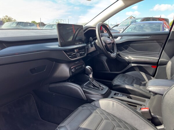 Used Ford Focus 2022 for sale - 75427193: Photo 3