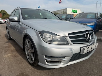 Used Mercedes-Benz C Class 2014 for sale - 79312944: Photo