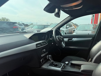 Used Mercedes-Benz C Class 2014 for sale - 79312944: Photo