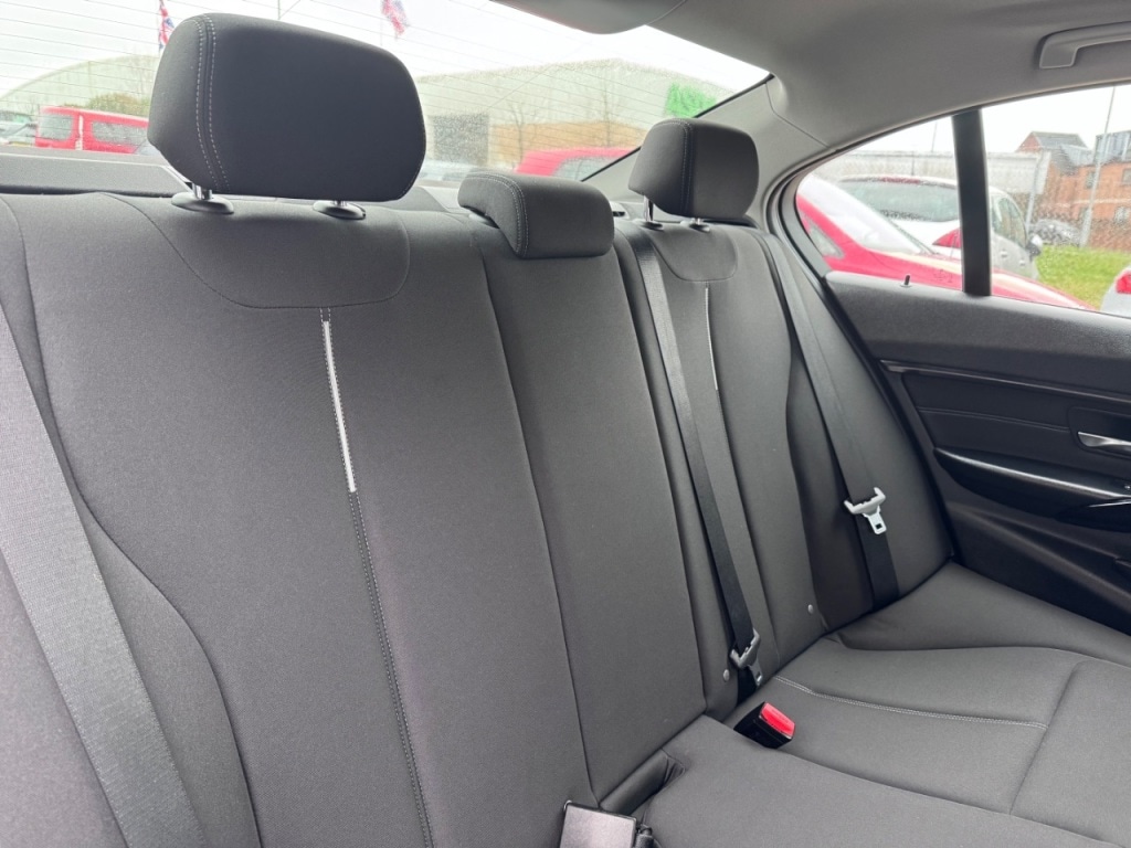 Used BMW 3 Series 2015 for sale - 77382172: Photo 8