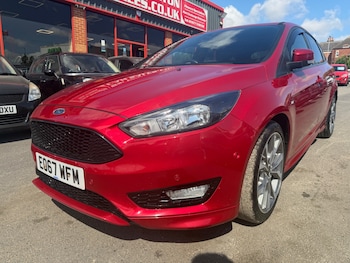 Used Ford Focus 2017 for sale - 79300077: Photo