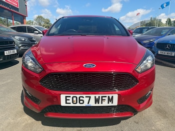 Used Ford Focus 2017 for sale - 79300077: Photo