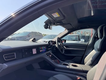 Used Porsche Taycan 2020 for sale - 79113854: Photo