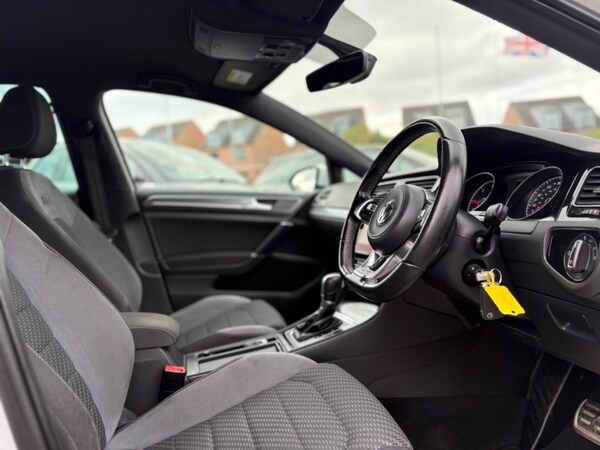 Used Volkswagen Golf 2017 for sale - 75797913: Photo 15