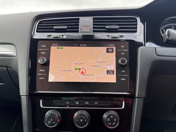 Used Volkswagen Golf 2017 for sale - 75797913: Photo 17