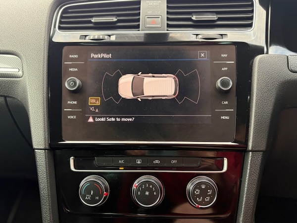 Used Volkswagen Golf 2017 for sale - 75797913: Photo 18