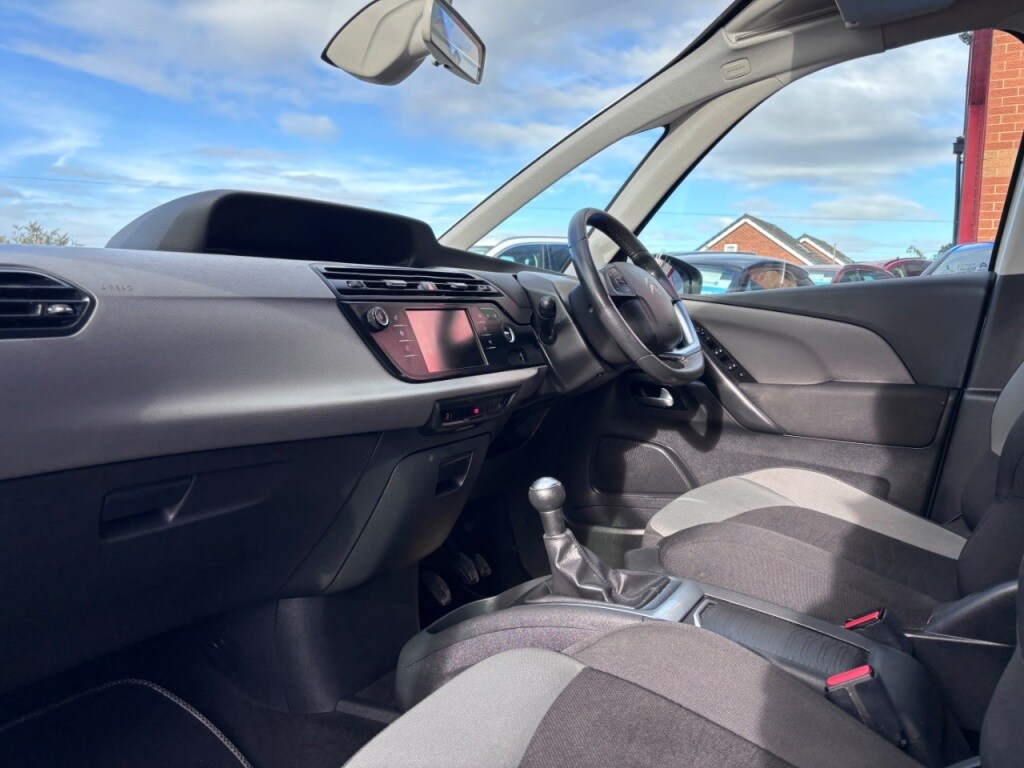 Used Citroen C4 Picasso 2015 for sale - 76016838: Photo 3