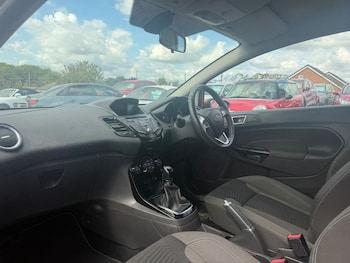 Used Ford Fiesta 2016 for sale - 79529162: Photo