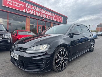 Volkswagen - Golf
