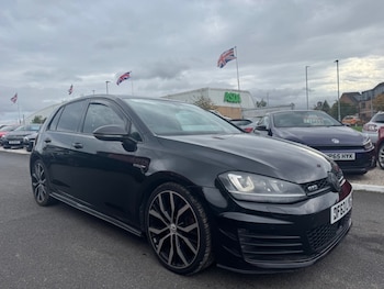 Used Volkswagen Golf 2014 for sale - 76184883: Photo