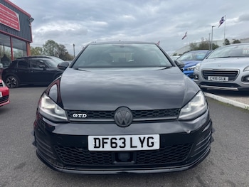 Used Volkswagen Golf 2014 for sale - 76184883: Photo