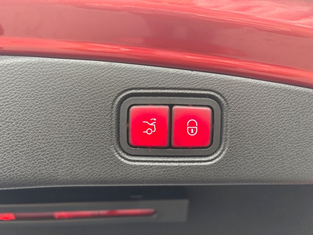 Used Mercedes-Benz E Class 2017 for sale - 76162553: Photo 9